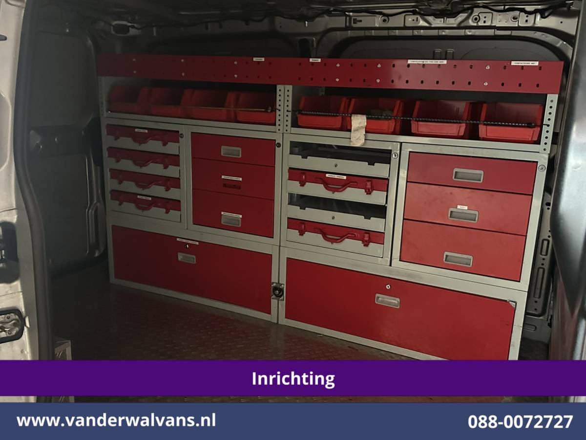 Ford Transit Custom Ford Transit Custom 2.0 TDCI 150pk L1H1 Inrichting Euro6 Airco | Camera | LED | Apple Carplay | Cruisecontrol Android Auto, 2590kg Trekhaak, Verwarmde voorruit, Stoelverwarming, Parkeersensoren, Dakdragers, Bijrijdersbank