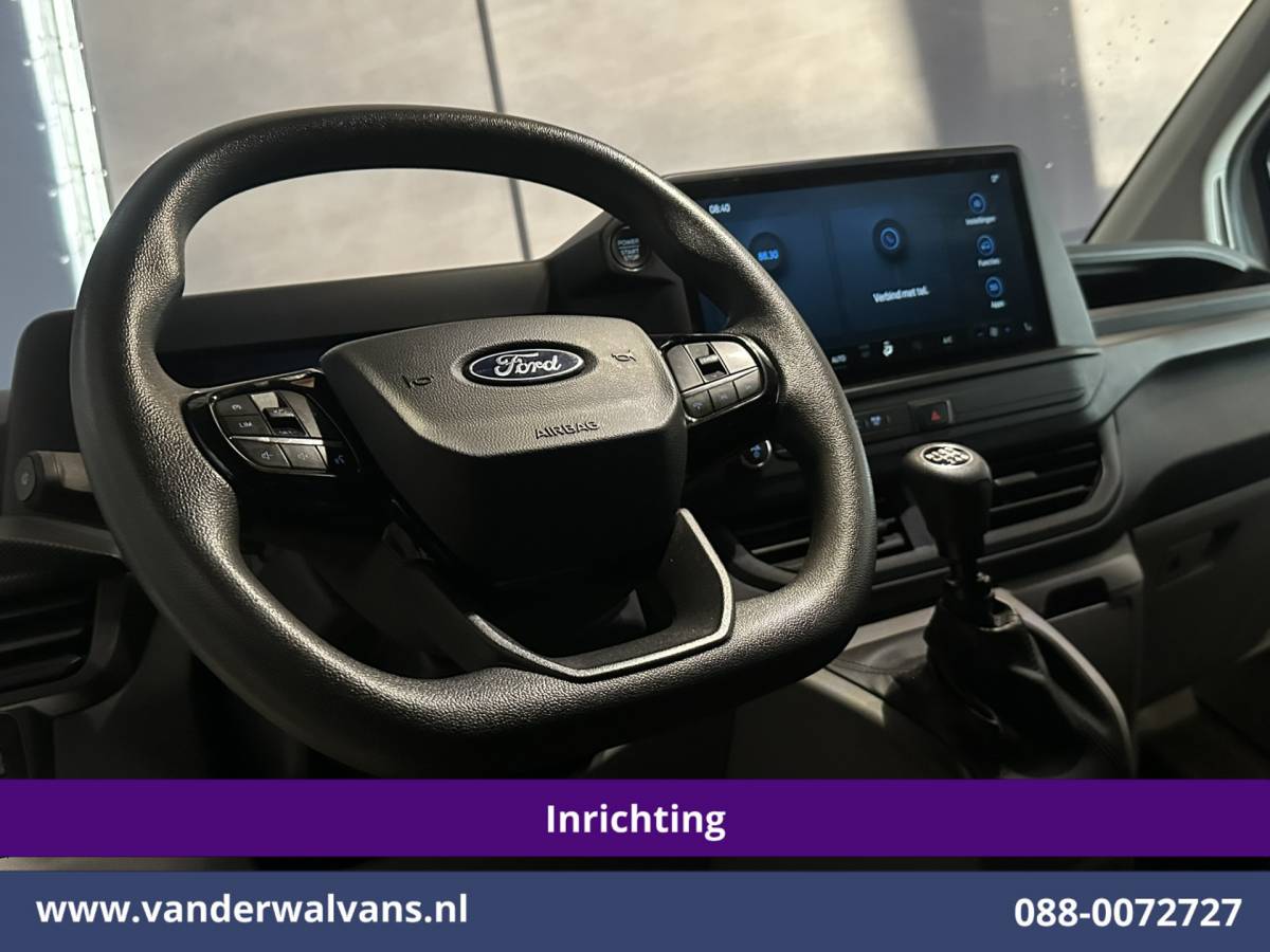 Ford Transit Custom Ford Transit Custom 2.0 TDCI 150pk L1H1 Inrichting Euro6 Airco | Camera | LED | Apple Carplay | Cruisecontrol Android Auto, 2590kg Trekhaak, Verwarmde voorruit, Stoelverwarming, Parkeersensoren, Dakdragers, Bijrijdersbank