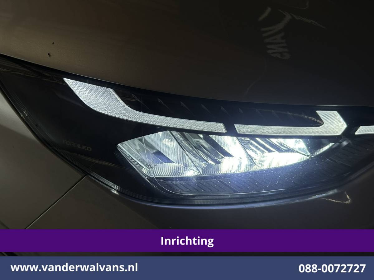 Ford Transit Custom Ford Transit Custom 2.0 TDCI 150pk L1H1 Inrichting Euro6 Airco | Camera | LED | Apple Carplay | Cruisecontrol Android Auto, 2590kg Trekhaak, Verwarmde voorruit, Stoelverwarming, Parkeersensoren, Dakdragers, Bijrijdersbank