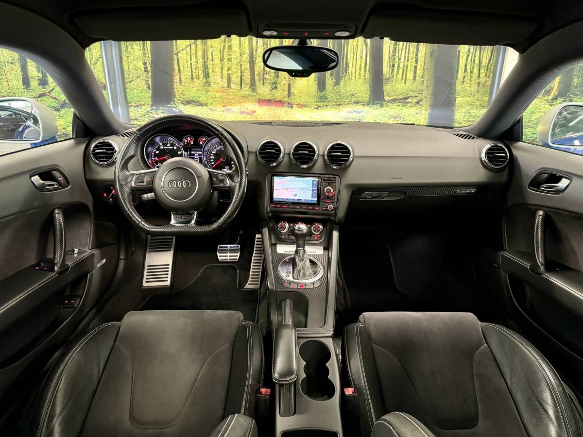Audi TT RS Audi TT 2.5 T TT RS Plus Pro Line | 360 PK! | RS Seats | 20″ Licht Metaal | BOSE | Cruise Control | Rijmodus Regeling | Climate Control | Navigatie |