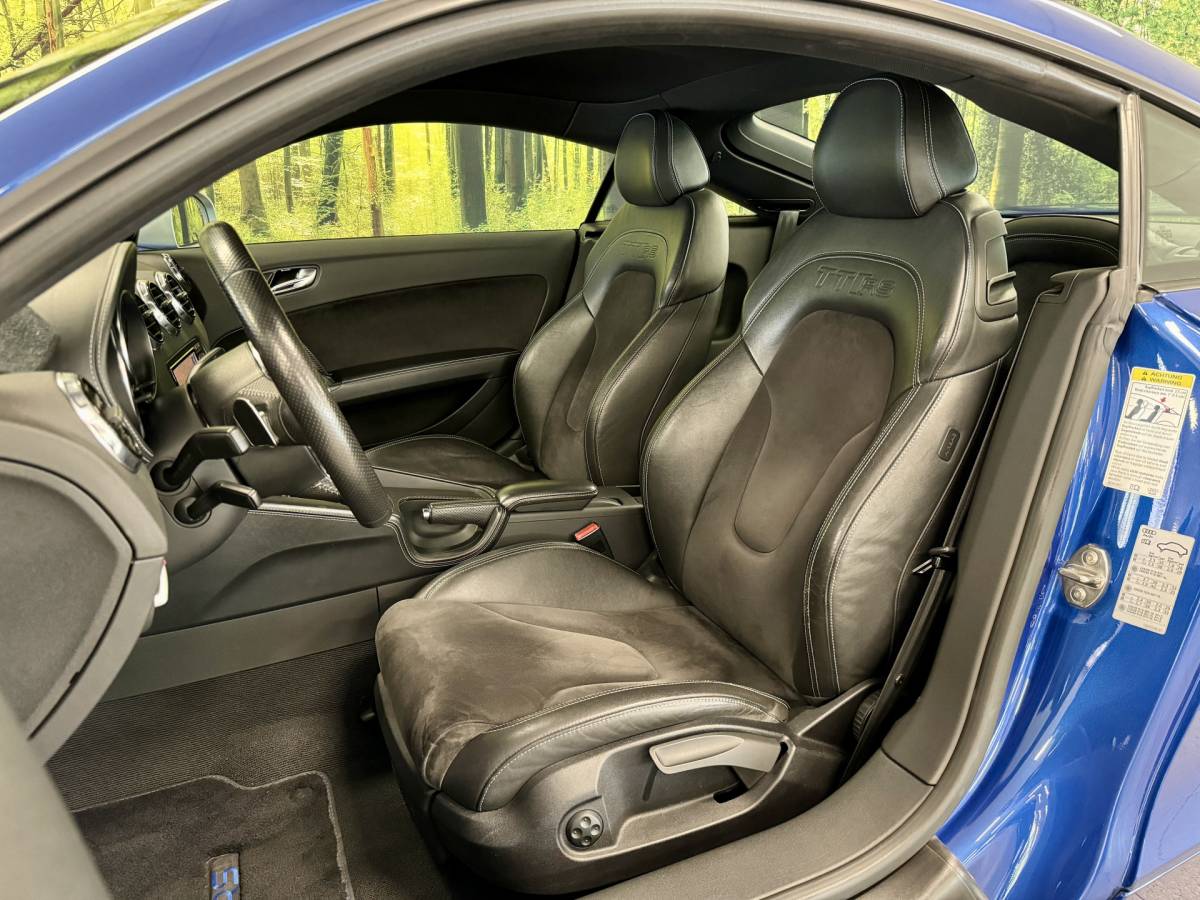 Audi TT RS Audi TT 2.5 T TT RS Plus Pro Line | 360 PK! | RS Seats | 20″ Licht Metaal | BOSE | Cruise Control | Rijmodus Regeling | Climate Control | Navigatie |