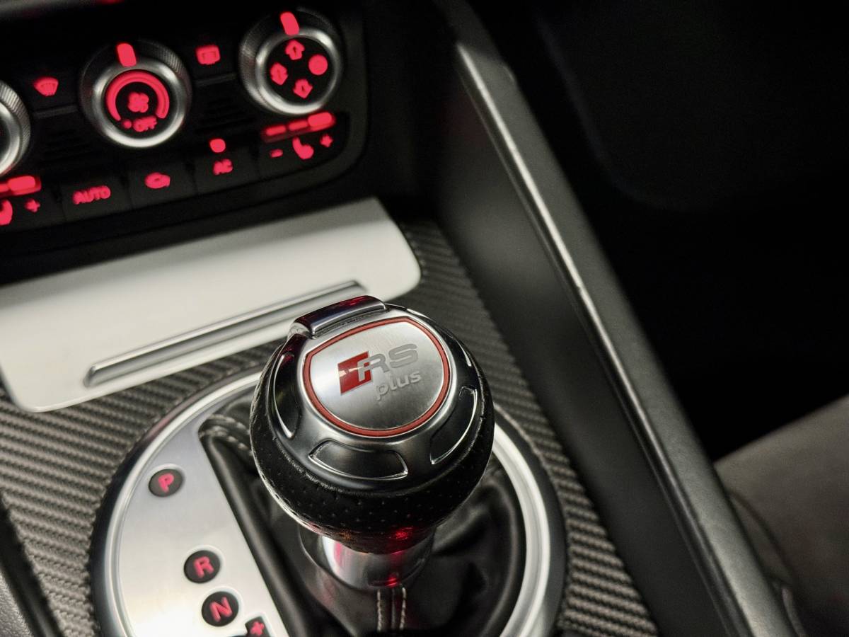 Audi TT RS Audi TT 2.5 T TT RS Plus Pro Line | 360 PK! | RS Seats | 20″ Licht Metaal | BOSE | Cruise Control | Rijmodus Regeling | Climate Control | Navigatie |