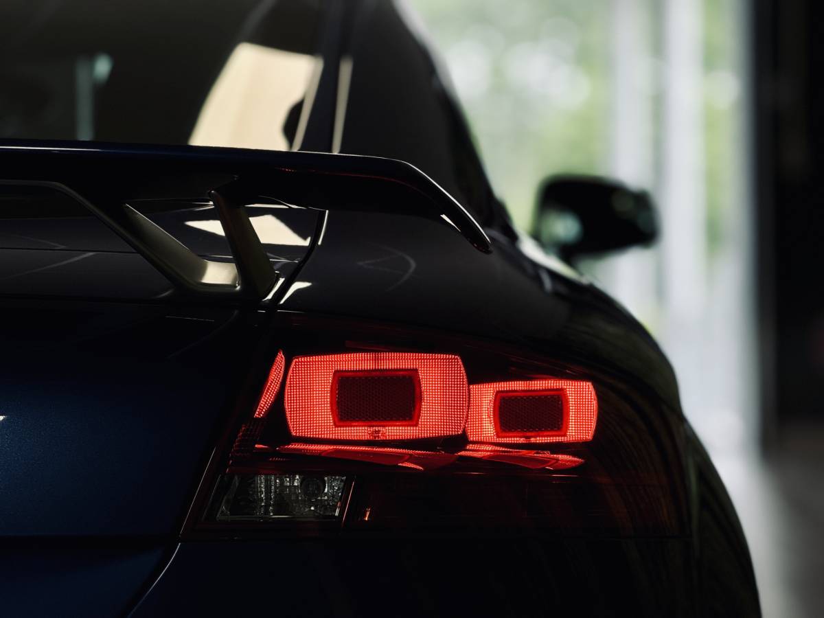 Audi TT RS Audi TT 2.5 T TT RS Plus Pro Line | 360 PK! | RS Seats | 20″ Licht Metaal | BOSE | Cruise Control | Rijmodus Regeling | Climate Control | Navigatie |