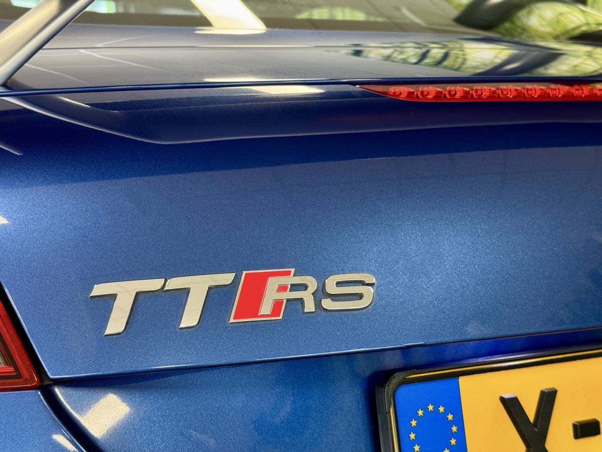 Audi TT RS Audi TT 2.5 T TT RS Plus Pro Line | 360 PK! | RS Seats | 20″ Licht Metaal | BOSE | Cruise Control | Rijmodus Regeling | Climate Control | Navigatie |