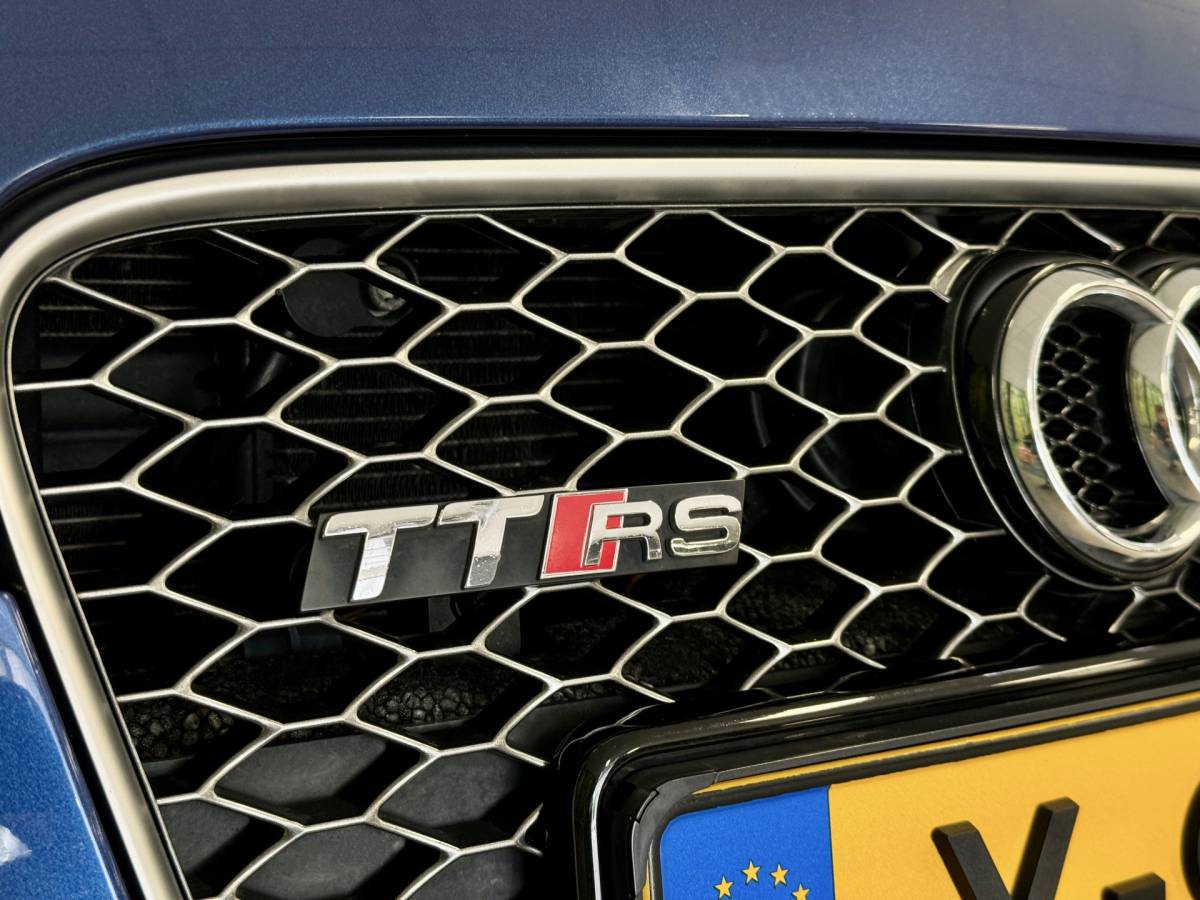Audi TT RS Audi TT 2.5 T TT RS Plus Pro Line | 360 PK! | RS Seats | 20″ Licht Metaal | BOSE | Cruise Control | Rijmodus Regeling | Climate Control | Navigatie |