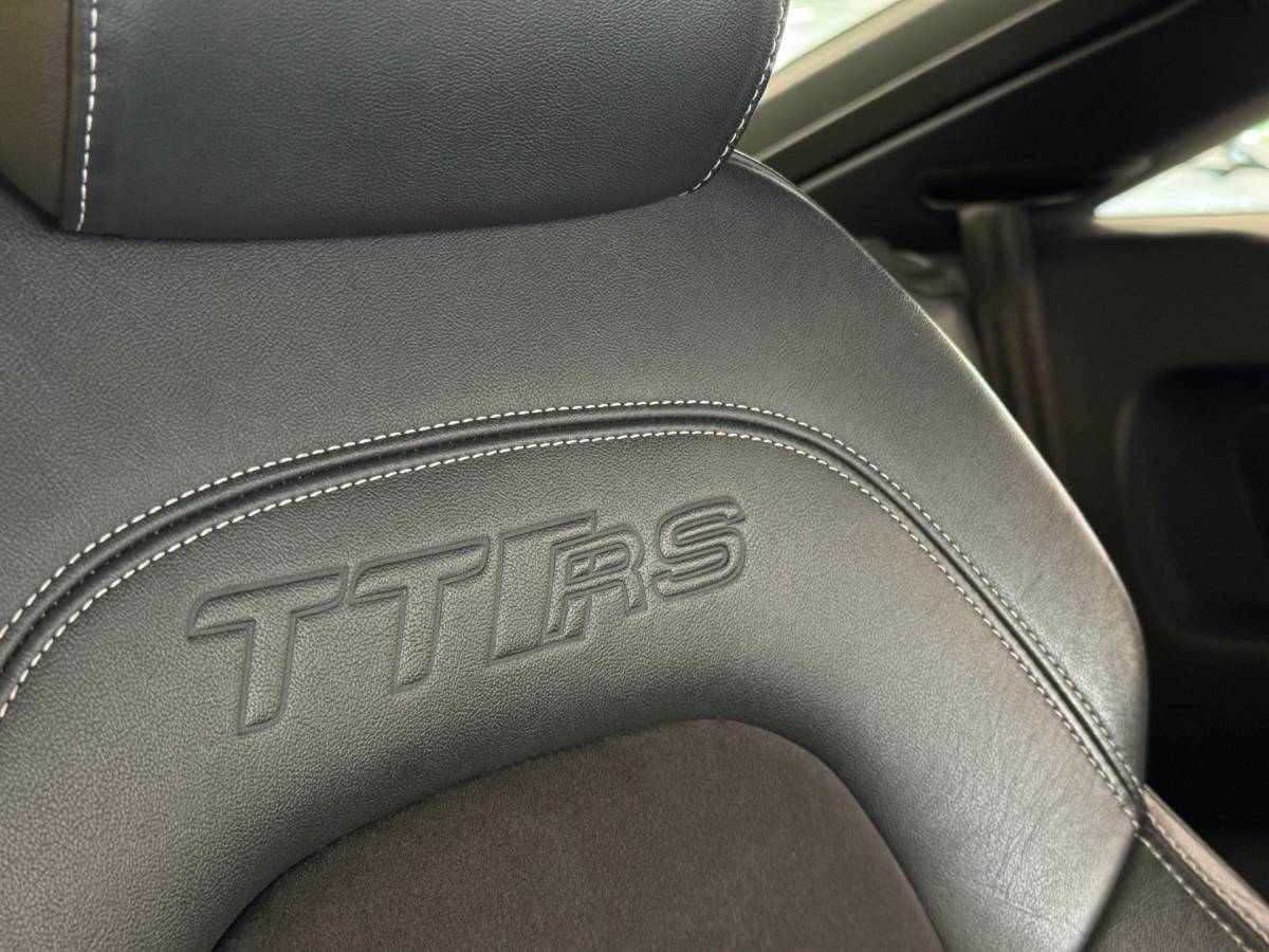 Audi TT RS Audi TT 2.5 T TT RS Plus Pro Line | 360 PK! | RS Seats | 20″ Licht Metaal | BOSE | Cruise Control | Rijmodus Regeling | Climate Control | Navigatie |