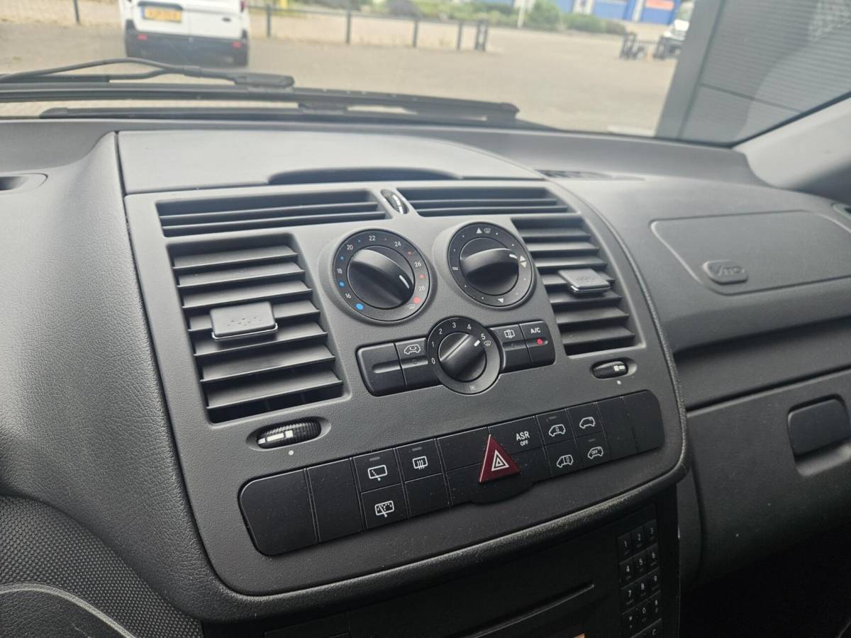 Mercedes-Benz Vito Mercedes Vito 2.2 CDI Airco Camera Automaat Trekh 3-zits 136pk
