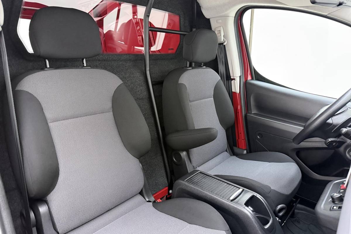 Peugeot Partner Peugeot Partner 122 1.6 BlueHDi 100 L2 Premium S&S Automaat | Marge | Climate Control | Cruise Control | Dealeronderhouden | Uniek