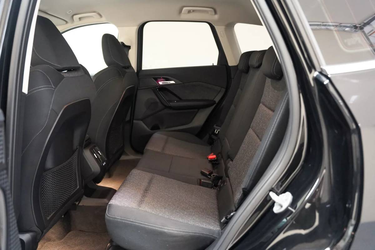 BMW X1 BMW X1 sDrive18i Executive Aut. NIEUW MODEL! [ LED Navi Camera Apple/Android Sportstoelen ]