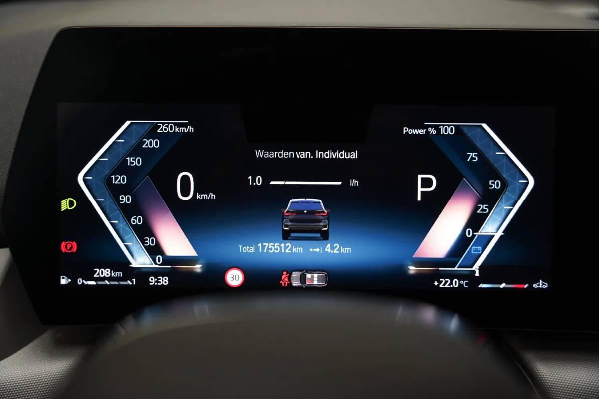 BMW X1 BMW X1 sDrive18i Executive Aut. NIEUW MODEL! [ LED Navi Camera Apple/Android Sportstoelen ]