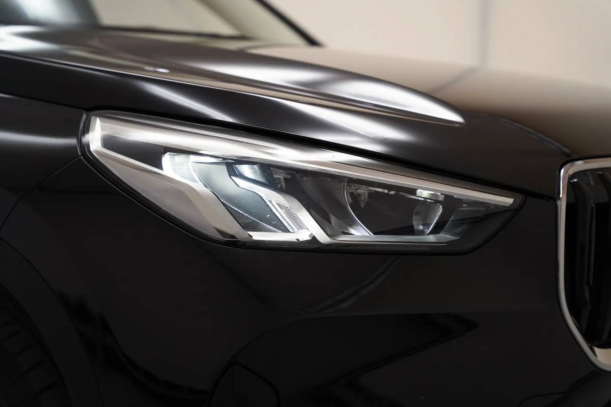 BMW X1 BMW X1 sDrive18i Executive Aut. NIEUW MODEL! [ LED Navi Camera Apple/Android Sportstoelen ]