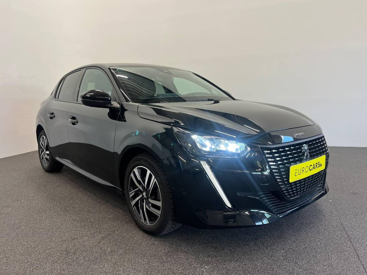 Peugeot 208 Peugeot 208 1.2 PureTech Allure Pack Navigatie Apple Carplay Android Auto Camera Parkeerhulp Cruise Control Stoelverwarming Full Led Climate Control Lichtmetalen velgen