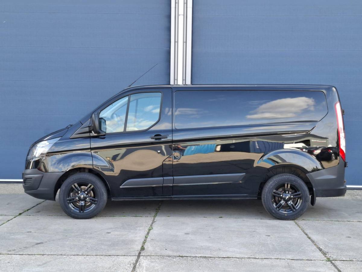 Ford Transit Custom Ford Transit Custom 270 2.0 TDCI L1H1 Economy Edition AIRCO / CRUISE CONTROLE / TREKHAAK / EURO 6