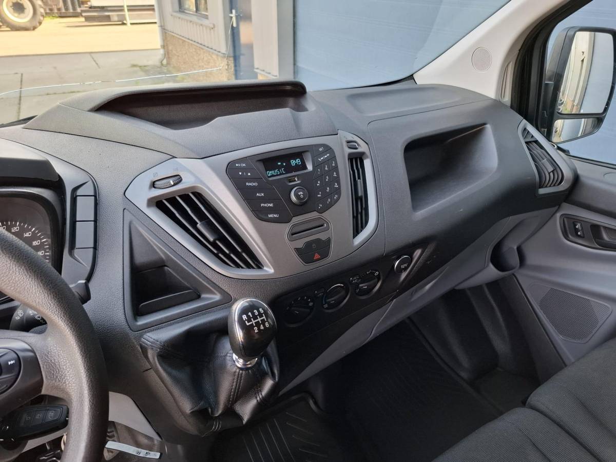 Ford Transit Custom Ford Transit Custom 270 2.0 TDCI L1H1 Economy Edition AIRCO / CRUISE CONTROLE / TREKHAAK / EURO 6
