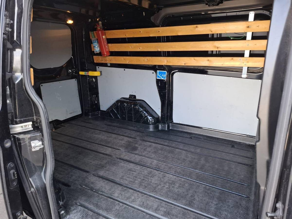 Ford Transit Custom Ford Transit Custom 270 2.0 TDCI L1H1 Economy Edition AIRCO / CRUISE CONTROLE / TREKHAAK / EURO 6