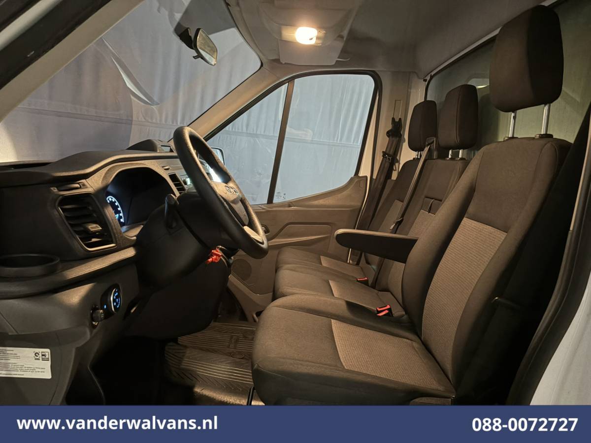 Ford Transit Ford Transit 2.0 TDCI 130pk Bakwagen 232cm Hoog Laadklep Zijdeur Euro6 Airco | Lat om Lat betimmering Bijrijdersbank, 904kg laadvermogen