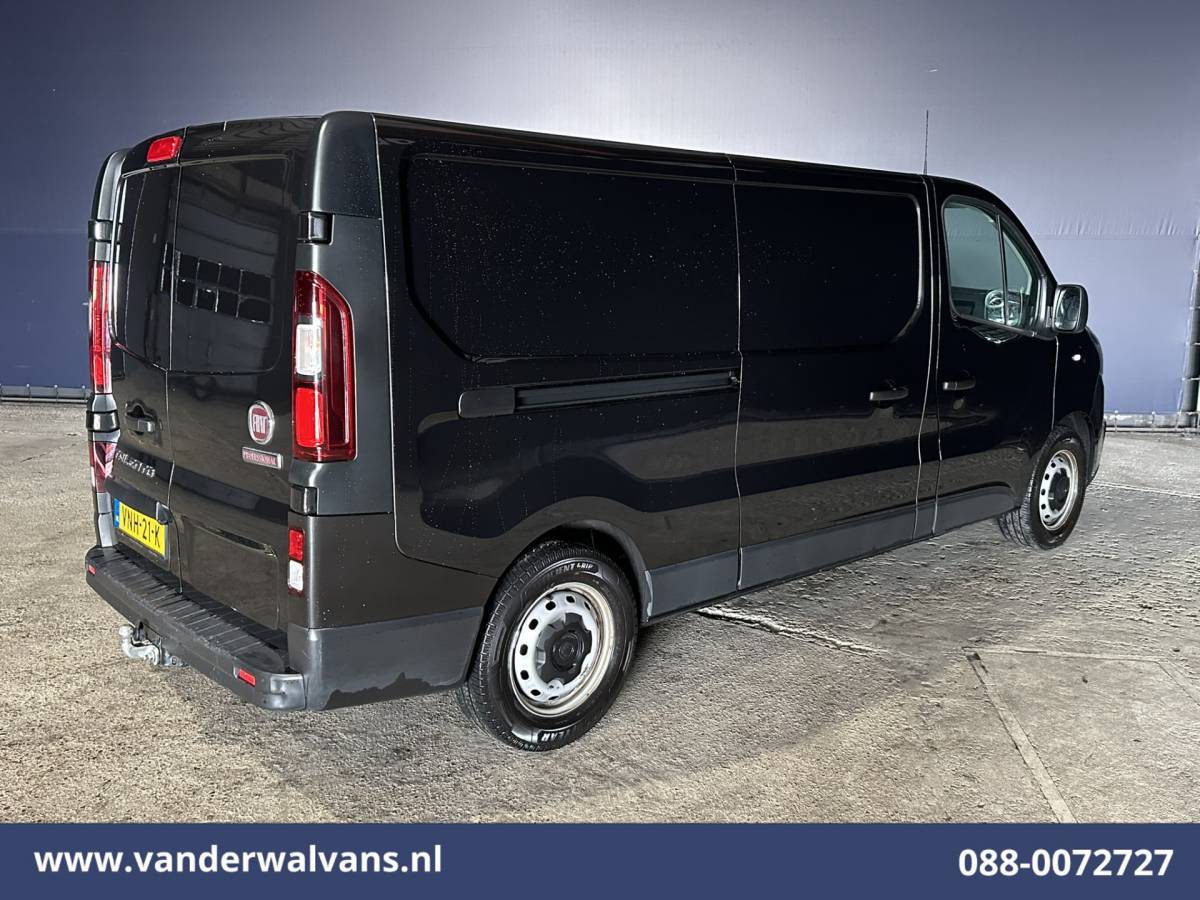 Renault Trafic Renault Trafic 2.0 MultiJet 146pk L2H1 Euro6 Airco | Camera | Navigatie | Cruisecontrol Trekhaak, Parkeersensoren, Bijrijdersbank