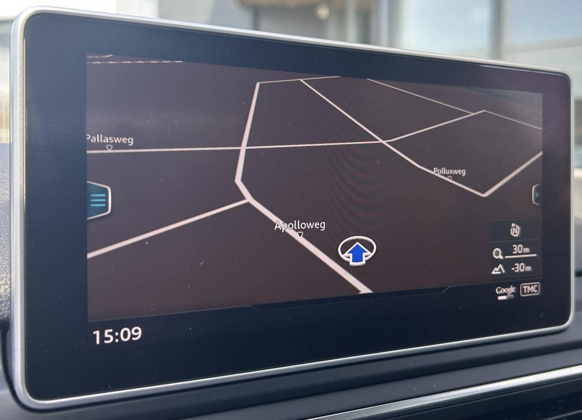 Audi A4 Audi A4 Limousine 2.0 TFSI ultra Sport Pro Line S 190PK | Uniek! | Zeer Nette Staat! | VOLLEDIG DEALERONDERHOUDEN | NL AUTO | Wegklapbare Trekhaak | Matrix | Head Up | Keyless Entry & Start | Carplay | Stoelverwarming | Digital Cockpit | Parkeersensoren | Cruise Control | Climate Control | Privacy Glass | 2 Sleutels |