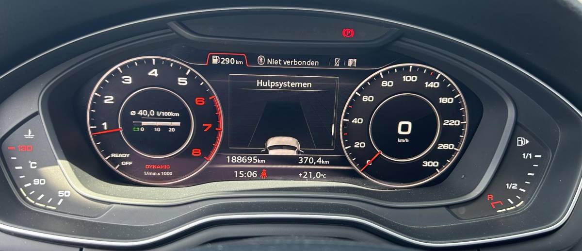 Audi A4 Audi A4 Limousine 2.0 TFSI ultra Sport Pro Line S 190PK | Uniek! | Zeer Nette Staat! | VOLLEDIG DEALERONDERHOUDEN | NL AUTO | Wegklapbare Trekhaak | Matrix | Head Up | Keyless Entry & Start | Carplay | Stoelverwarming | Digital Cockpit | Parkeersensoren | Cruise Control | Climate Control | Privacy Glass | 2 Sleutels |