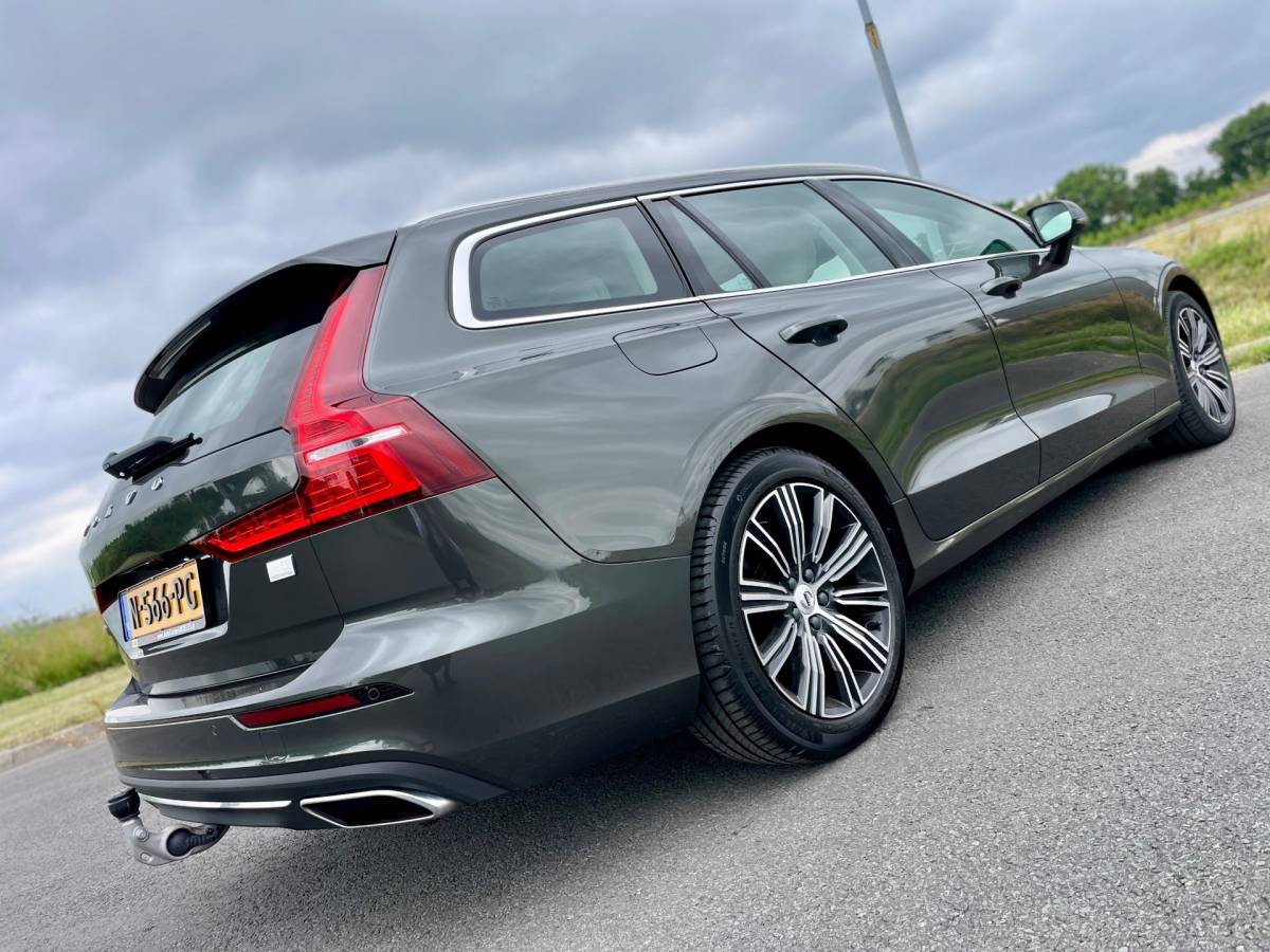 Volvo V60 Volvo V60 2.0 T8 Recharge AWD Inscription, Trekhk, Acc, ORG.NL Cam, Stoel-/stuurverw, 1e eig, Geen import, Nap, Volledig oh!