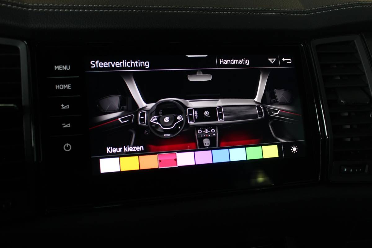 Škoda Kodiaq ŠKODA Kodiaq 1.5 TSI Sportline Business Facelift | Trekhaak | Camera | Memory | Virtual Cockpit | LED Matrix | Carplay | Keyless | Stoelverw./venti | 20″ LMV | PDC V+A