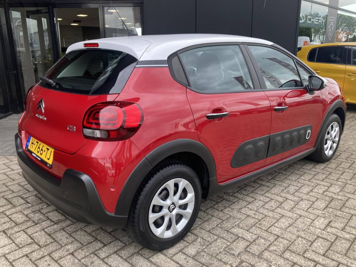 Citroën C3 Citroen C3 1.2 PureTech 82pk Feel | Navigatie | Achteruitrijcamera | Climate control | Cruise control | Parkeersensoren | Dodehoekdetectie | Keyless | Weinig kilometers