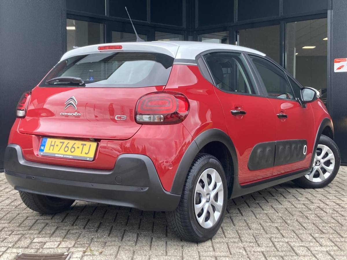 Citroën C3 Citroen C3 1.2 PureTech 82pk Feel | Navigatie | Achteruitrijcamera | Climate control | Cruise control | Parkeersensoren | Dodehoekdetectie | Keyless | Weinig kilometers