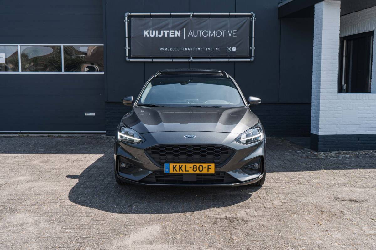Ford Focus Ford Focus Wagon 1.0 EcoBoost ST Line / Automaat / Pano / Virtual!