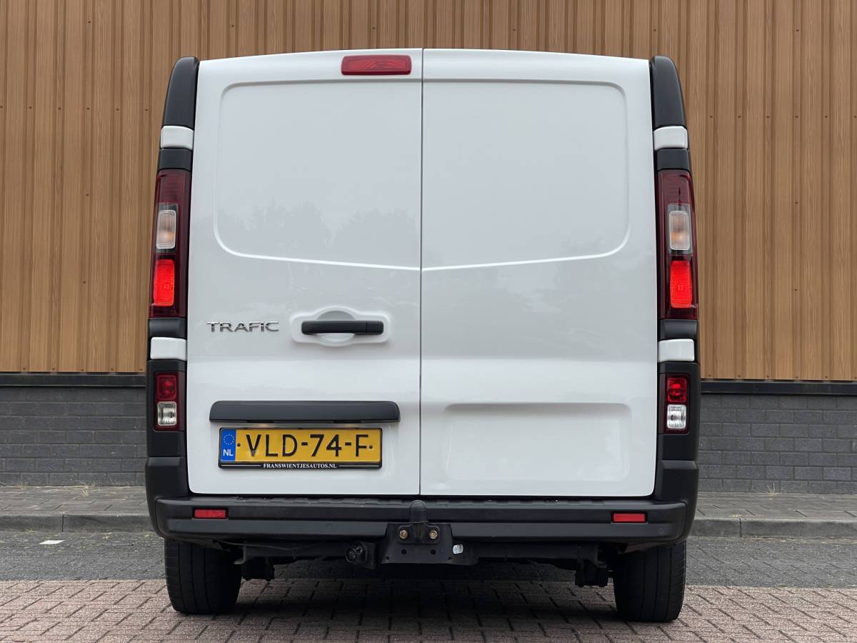 Renault Trafic Renault Trafic 2.0 dCi 145 T29 L1H1 Comfort | Dubbele Schuifdeur | Automaat | LED | Airconditioning | Bluetooth | Bijrijdersbank |