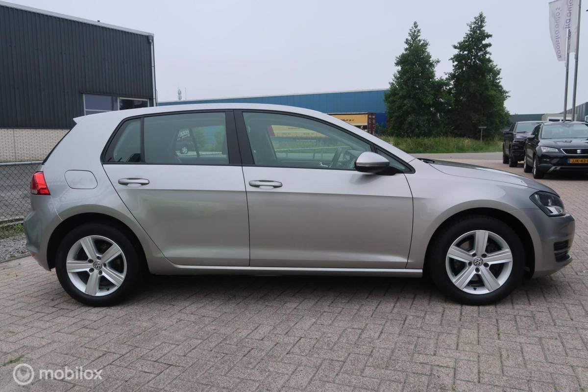 Volkswagen Golf Volkswagen Golf 1.2 TSI Comfortline BlueMotion