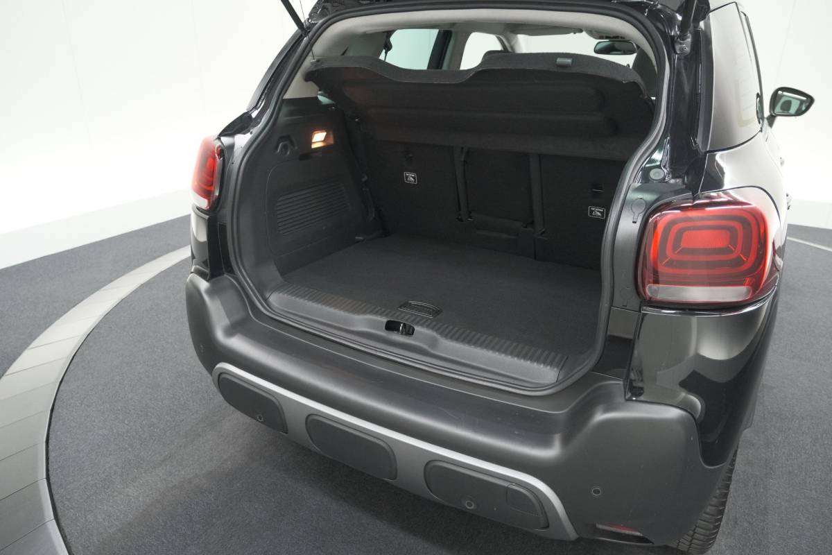 Citroën C3 Aircross Citroen C3 Aircross PureTech 130 EAT6 Shine | Camera | Navigatie | Parkeersensoren | Apple Carplay