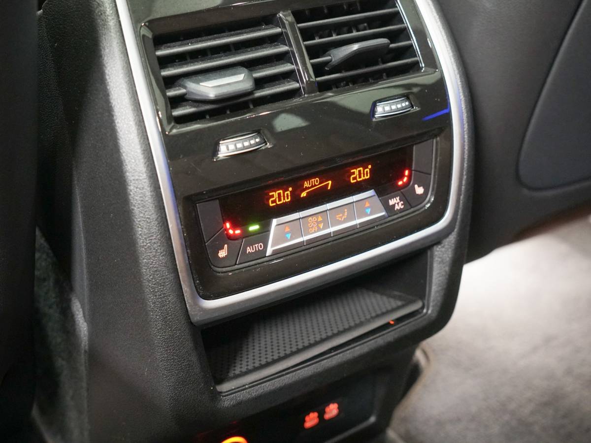 BMW X5 BMW X5 xDrive50e M-Sport | Panoramadak | CoPilot | Elektr. Trekhaak | Harman Kardon