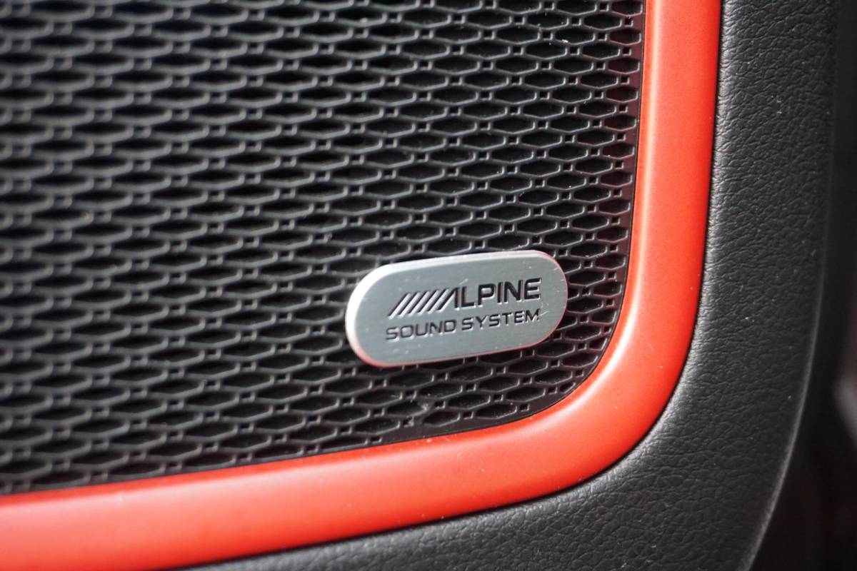 Jeep Compass Jeep Compass 4xe 240 Plug-in Hybrid Electric Trailhawk | PANO | LED