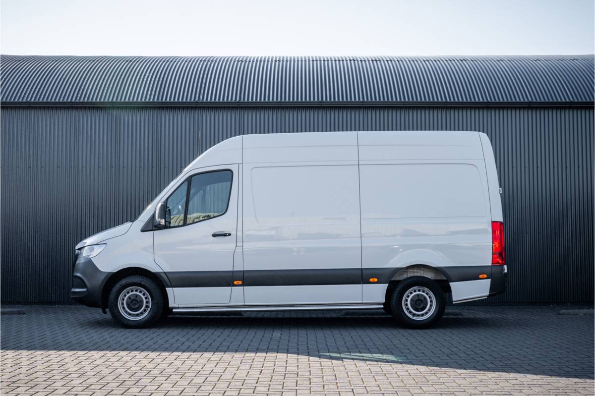 Mercedes-Benz Sprinter Mercedes-Benz Sprinter 311 CDI RWD L2H2 | Volledig Ingericht | Mbux | Camera | Climatronic