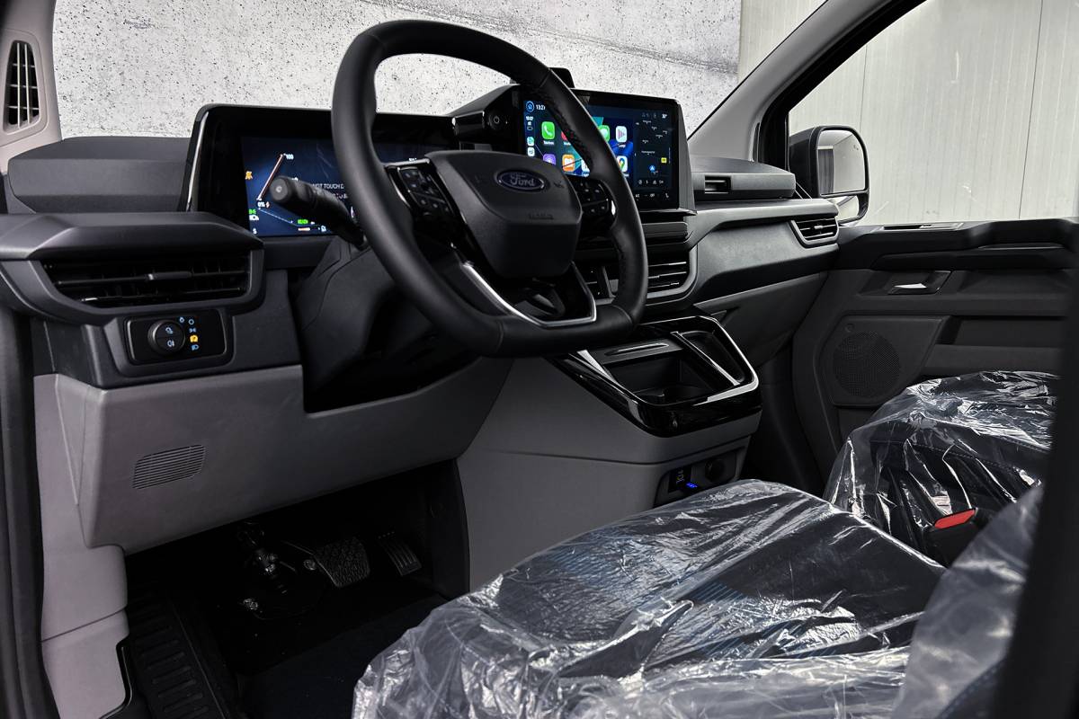 Ford  Ford E-Custom 340 L2 Sport | Dubbel cabine | 2x schuifdeur | adaptieve cruise control
