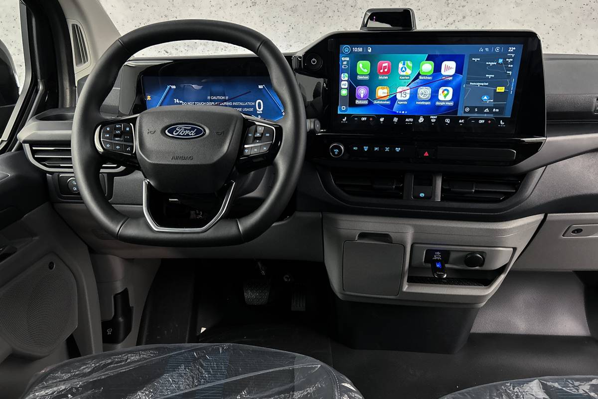 Ford  Ford E-Custom 340 L2 71KWh Sport | 2x schuifdeur | 3-zitplaatsen | Stoelverwarming