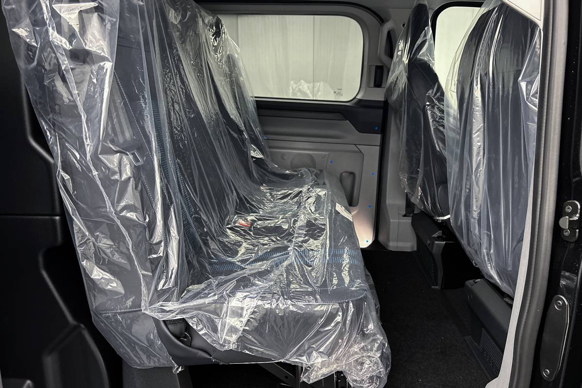 Ford  Ford E-Custom 340 L2 Sport | Dubbel cabine | 2x schuifdeur | adaptieve cruise control