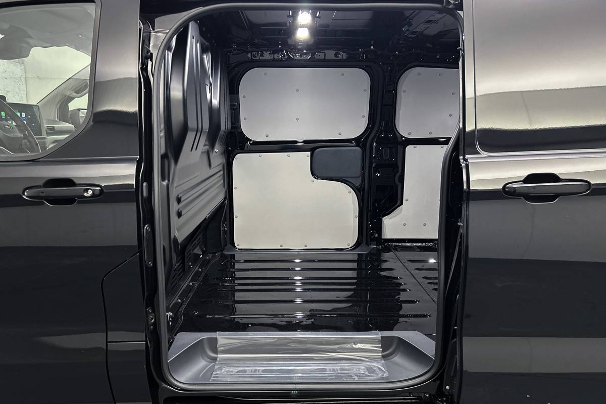 Ford  Ford E-Custom 340 L2 Limited | 2x schuifdeur | 3-zitplaatsen | Stoelverwarming