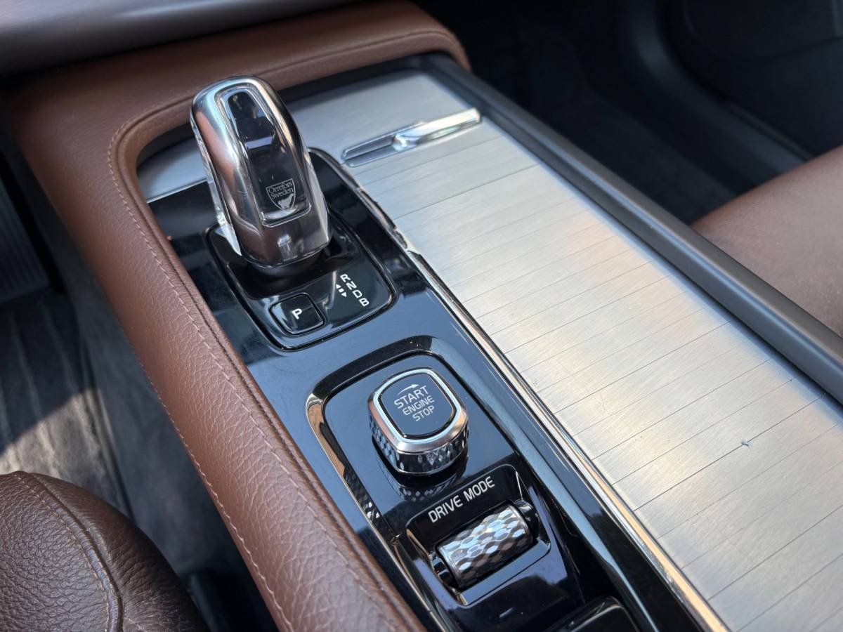 Volvo XC90 Volvo XC90 2.0 T8 Twin Engine AWD Panoramadak|Trekhaak|ACC|Blis