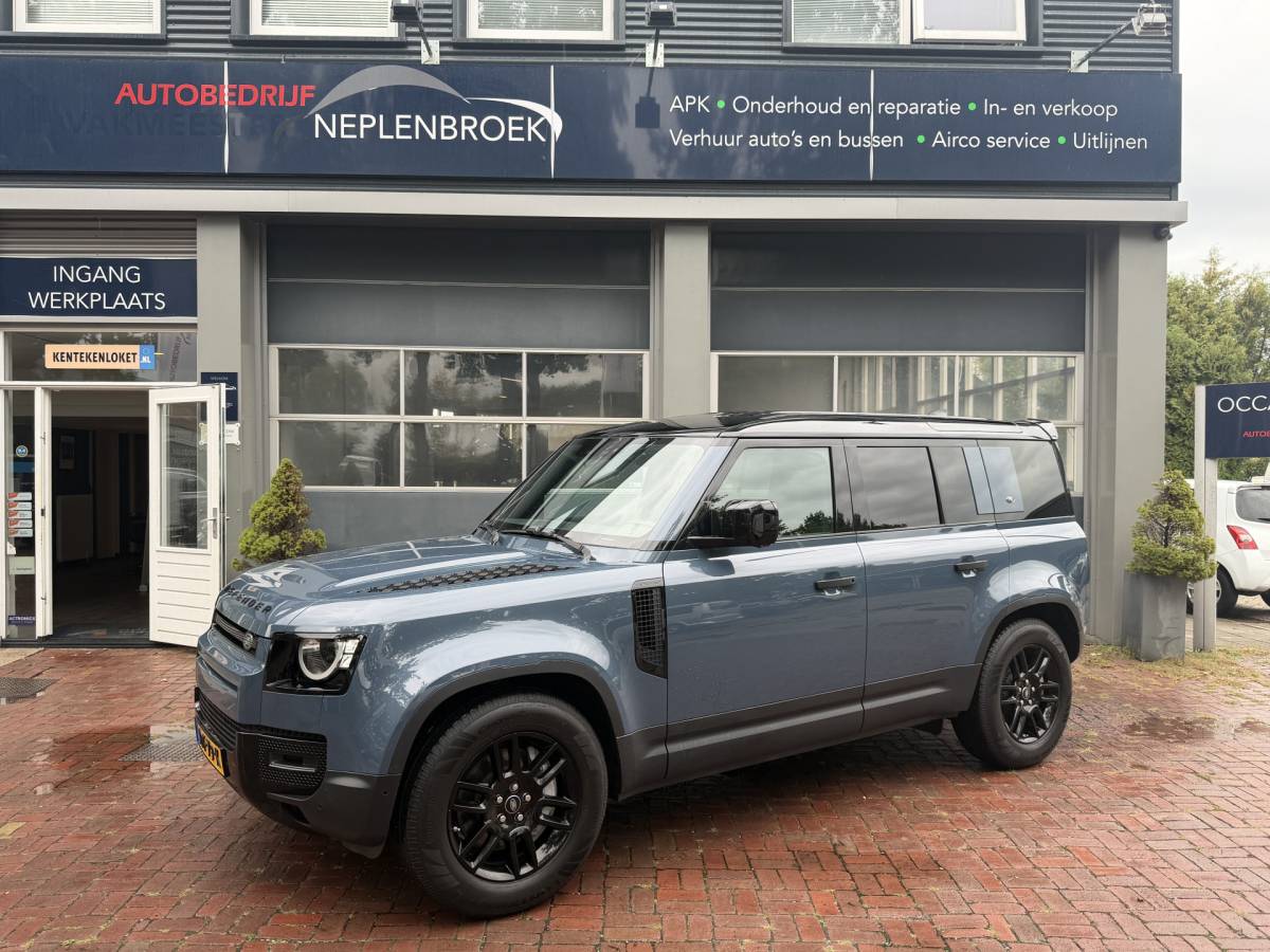 Land Rover Defender Land Rover Defender 110 3.0 P400 110 X-Dynamic S 5 Persoons Luchtvering Trekhaak LED Camera Urban 19”