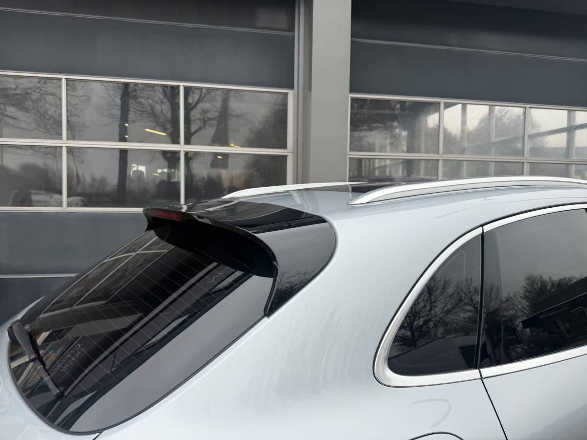 Porsche Macan Porsche Macan 3.0 S | Luchtvering | Pano | Memory | PDLS |  06-2017 125.313 KM