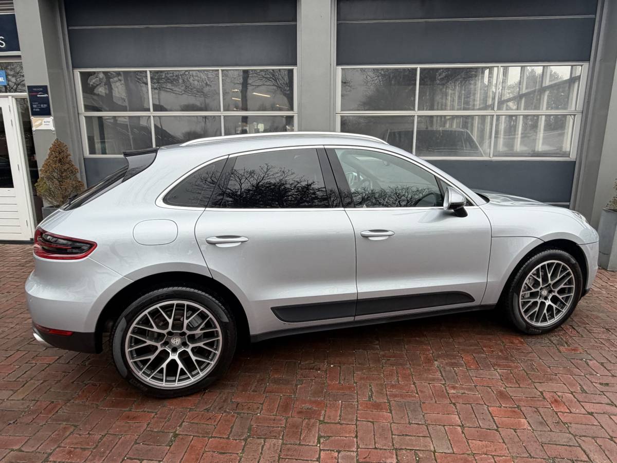 Porsche Macan Porsche Macan 3.0 S | Luchtvering | Pano | Memory | PDLS |  06-2017 125.313 KM