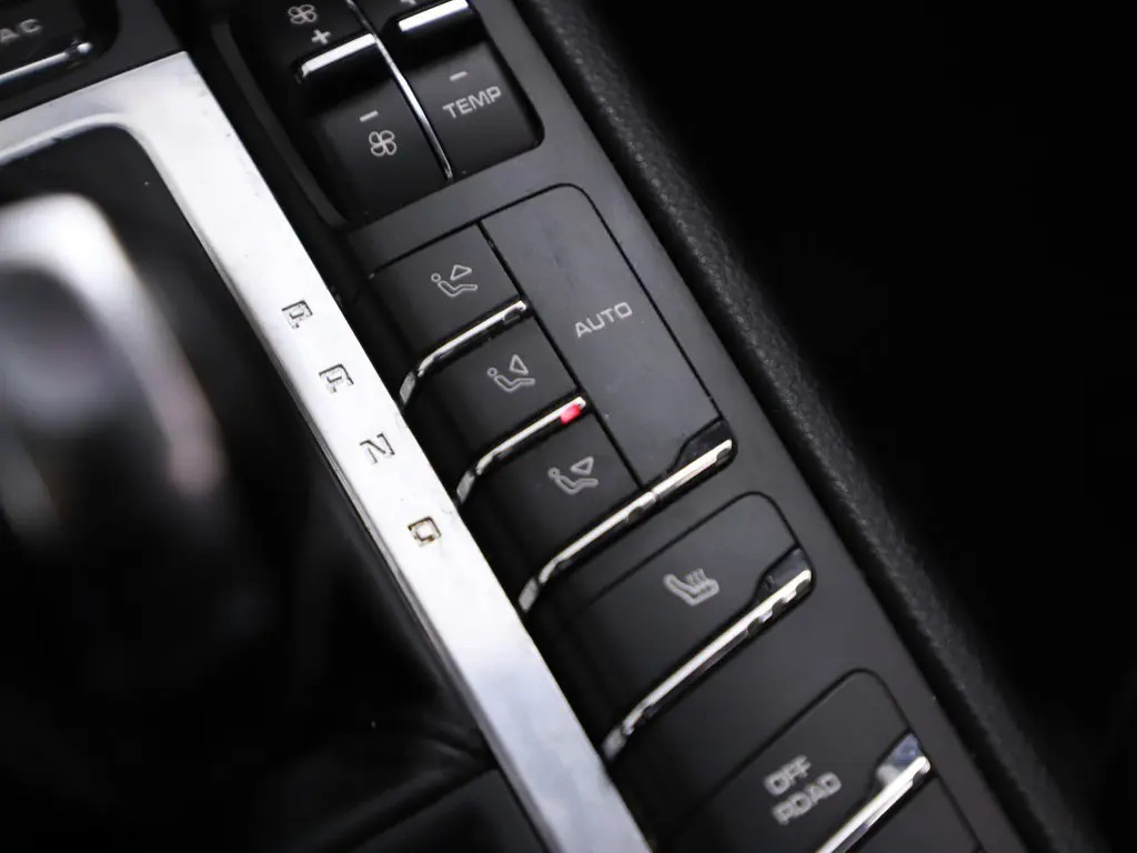 Porsche Macan Porsche Macan 3.0 S | Luchtvering | Pano | Memory | PDLS |  06-2017 125.313 KM