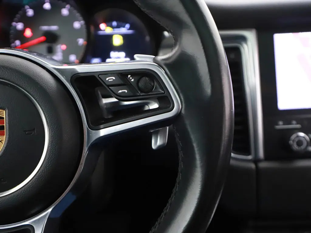 Porsche Macan Porsche Macan 3.0 S | Luchtvering | Pano | Memory | PDLS |  06-2017 125.313 KM