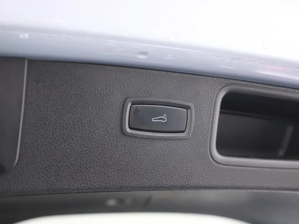Porsche Macan Porsche Macan 3.0 S | Luchtvering | Pano | Memory | PDLS |  06-2017 125.313 KM