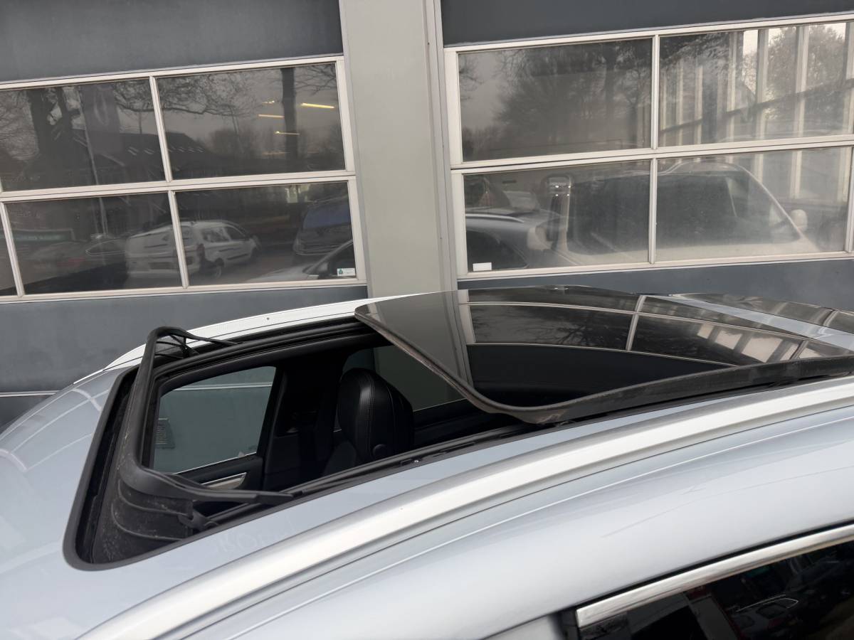Porsche Macan Porsche Macan 3.0 S | Luchtvering | Pano | Memory | PDLS |  06-2017 125.313 KM
