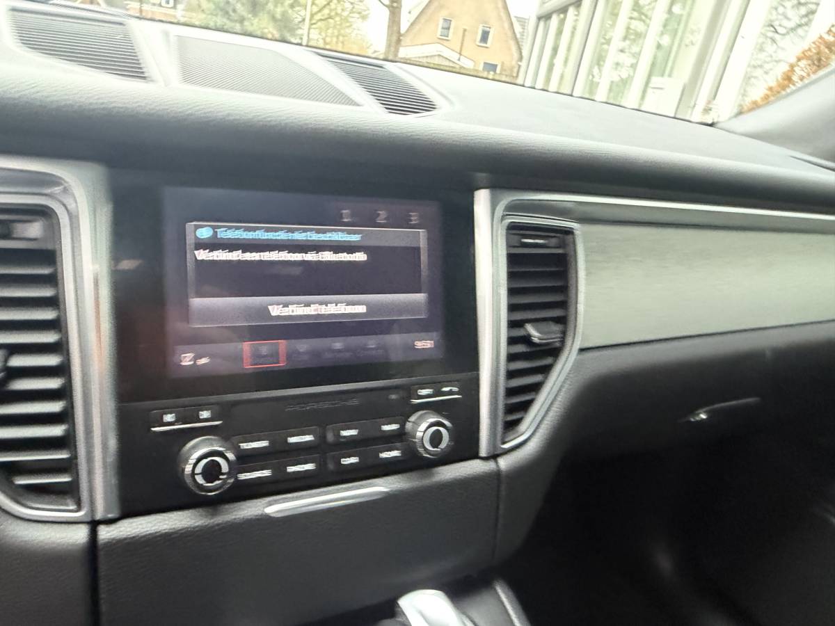 Porsche Macan Porsche Macan 3.0 S | Luchtvering | Pano | Memory | PDLS |  06-2017 125.313 KM