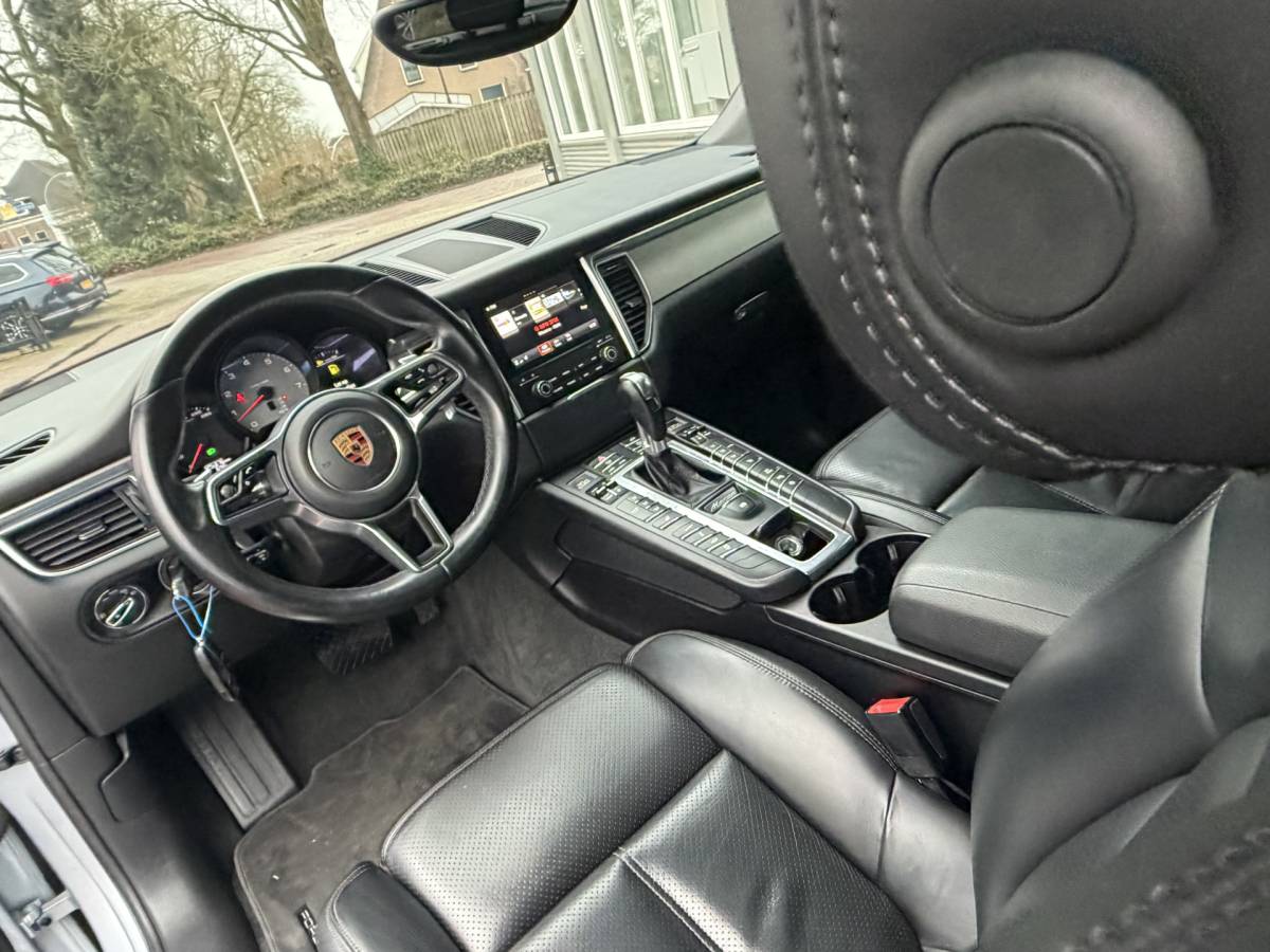 Porsche Macan Porsche Macan 3.0 S | Luchtvering | Pano | Memory | PDLS |  06-2017 125.313 KM