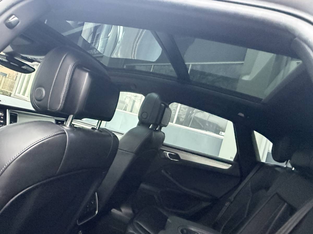 Porsche Macan Porsche Macan 3.0 S | Luchtvering | Pano | Memory | PDLS |  06-2017 125.313 KM