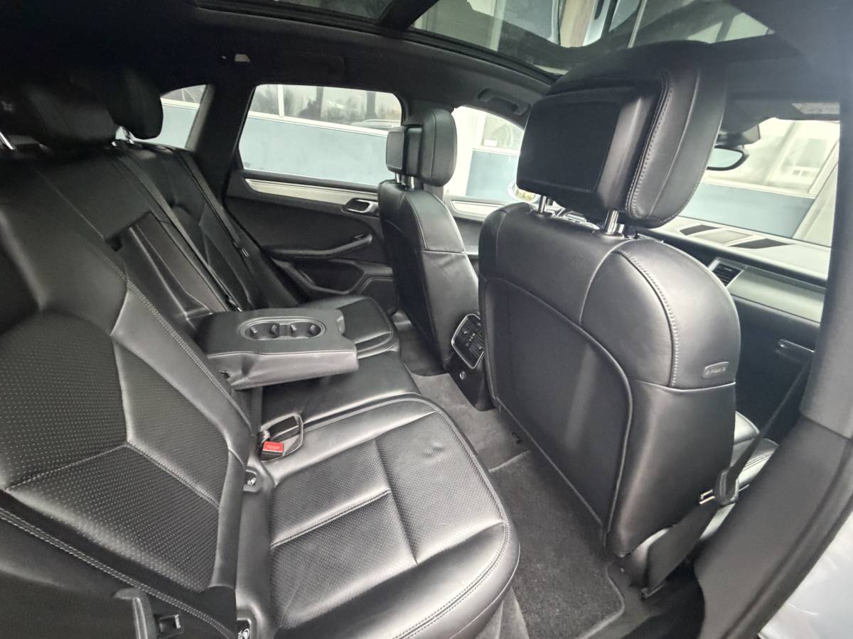 Porsche Macan Porsche Macan 3.0 S | Luchtvering | Pano | Memory | PDLS |  06-2017 125.313 KM